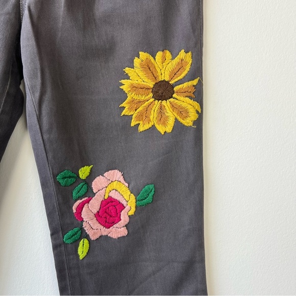 DKNY Vintage Y2K Floral Embroidered Patchwork Gray Flare Jeans - Picture 4 of 8